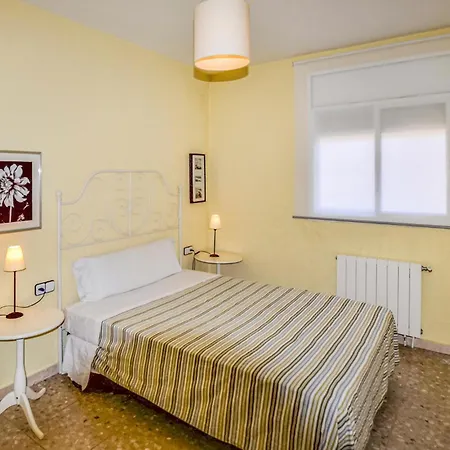 Pet Friendly In Vidreres Льорет-де-Мар